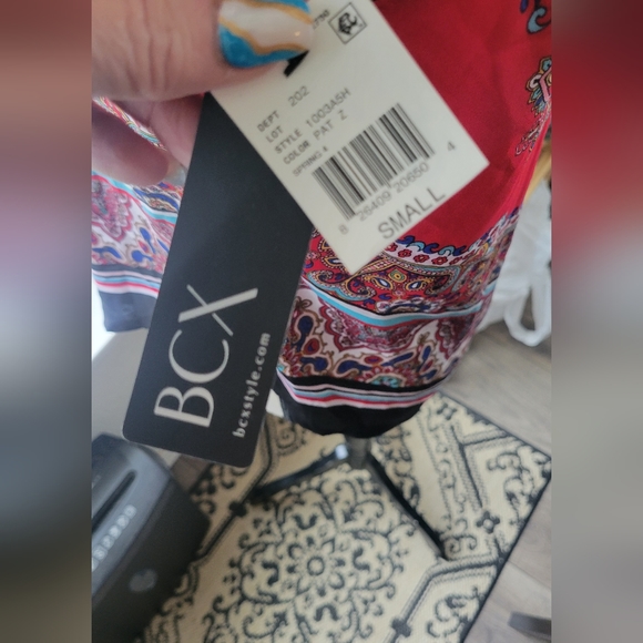 Women's BCX brand bandana style halter top. New with tags small - Picture 5 of 6